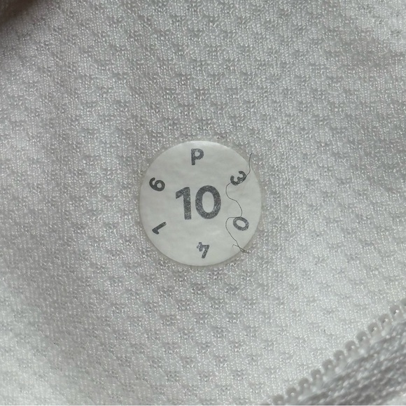 Lululemon Circuit Breaker Skirt - Picture 5 of 5